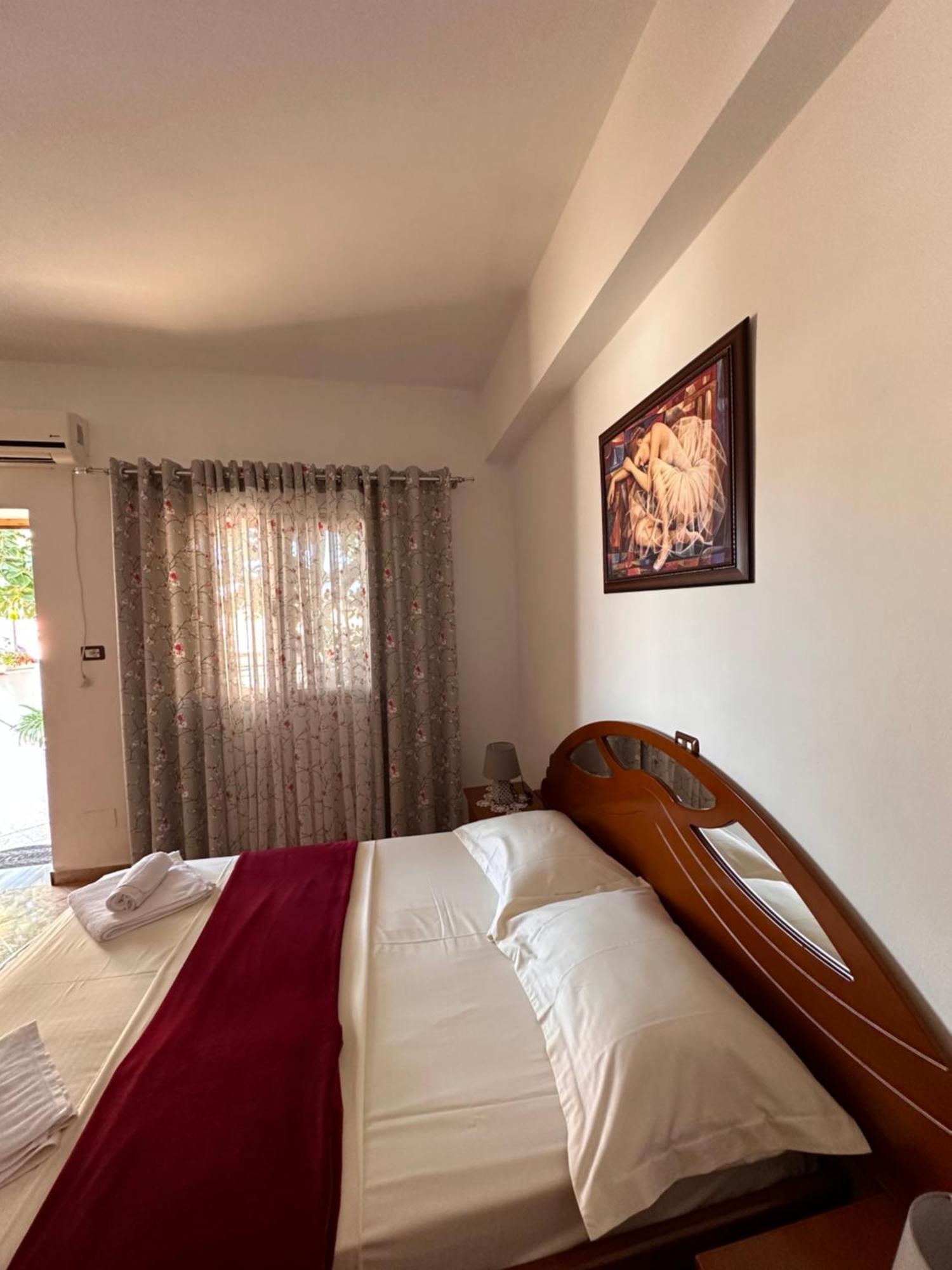 Albi'S Guesthouse Εξαμίλιο Εξωτερικό φωτογραφία