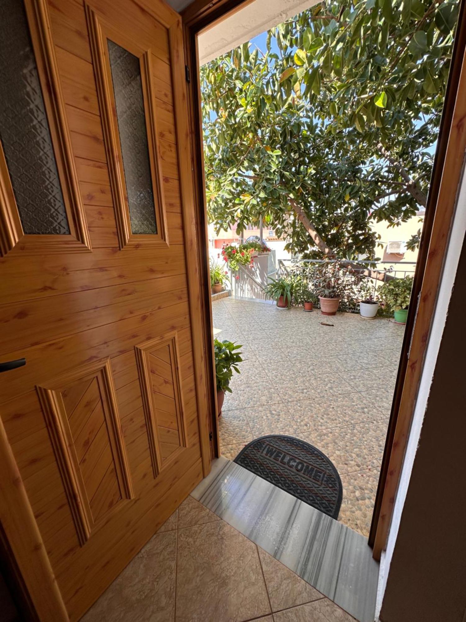 Albi'S Guesthouse Εξαμίλιο Εξωτερικό φωτογραφία
