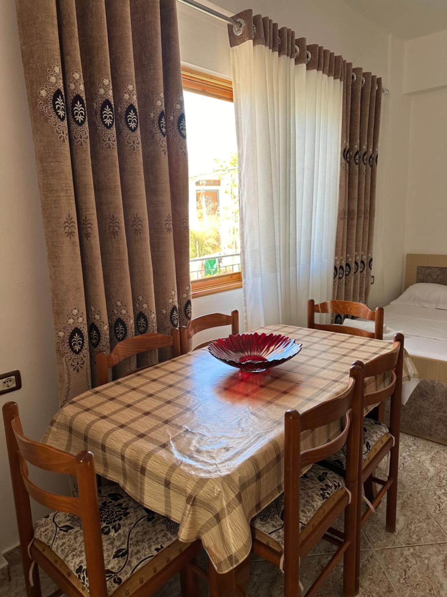 Albi'S Guesthouse Εξαμίλιο Εξωτερικό φωτογραφία
