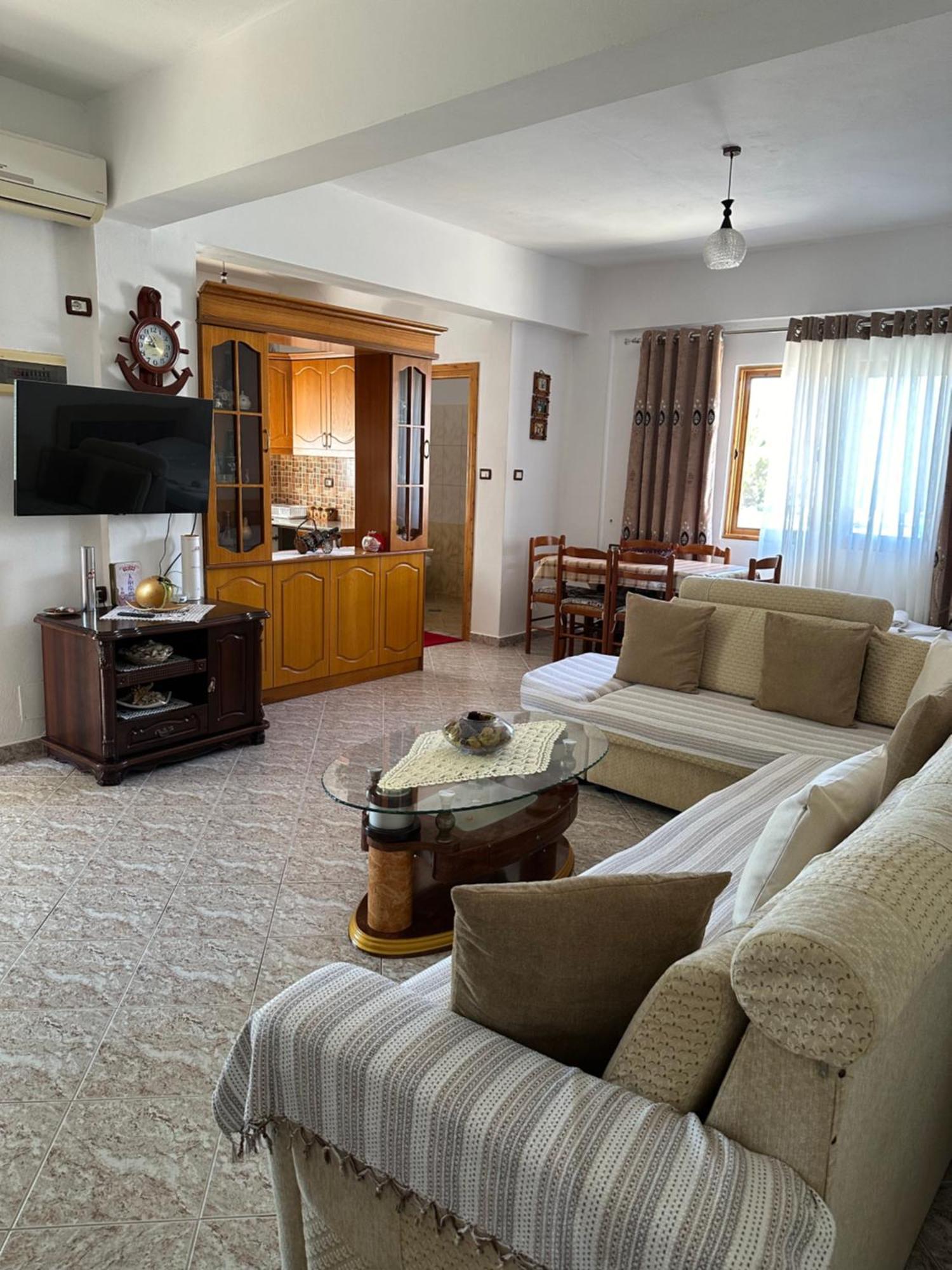 Albi'S Guesthouse Εξαμίλιο Εξωτερικό φωτογραφία