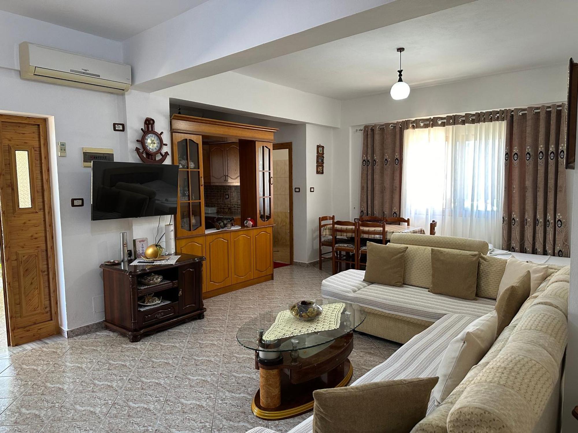 Albi'S Guesthouse Εξαμίλιο Εξωτερικό φωτογραφία