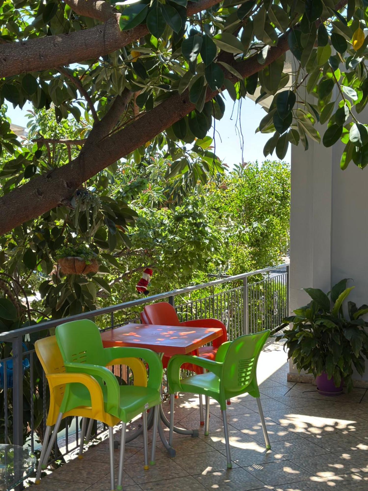Albi'S Guesthouse Εξαμίλιο Εξωτερικό φωτογραφία